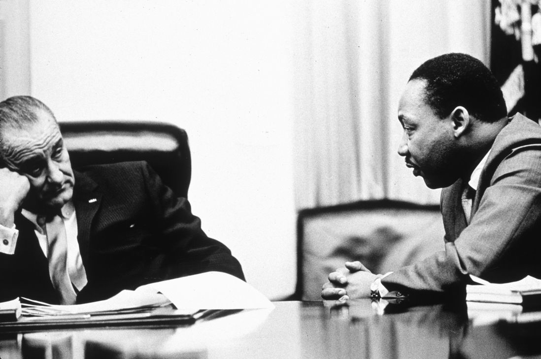 Martin Luther King and President Lyndon Johnson discuss the Voting Rights Act, 1965. (<a href="http://www.gettyimages.com/license/2417745">Hulton Archive</a>/Getty Images)
